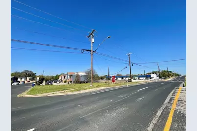 1700 W Stassney Lane, Austin, TX 78745 - Photo 14