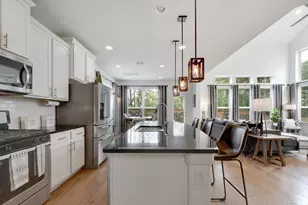 9710 Tanglemede St, Austin, TX 78748 - Photo 14