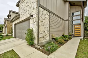 9710 Tanglemede St, Austin, TX 78748 - Photo 4