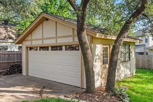 10806 Wintergreen Hill, Austin, TX 78750 - Photo 34