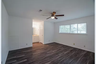 520 Buffalo Pass, Round Rock, TX 78681 - Photo 14
