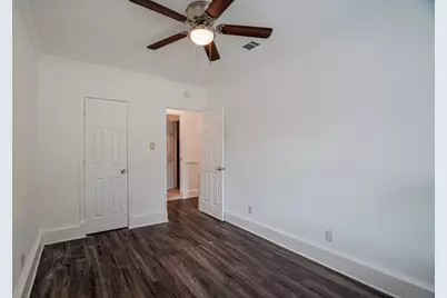 520 Buffalo Pass, Round Rock, TX 78681 - Photo 10