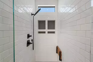 5928 Lux St, Austin, TX 78721 - Photo 16