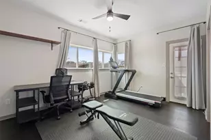 5928 Lux St, Austin, TX 78721 - Photo 18