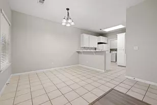 9804 Parliament House Rd, Austin, TX 78729 - Photo 8