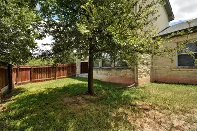 9804 Parliament House Road #B, Austin, TX 78729 - Photo 32