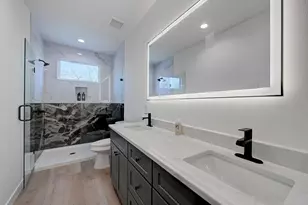 2220 Yellow Jacket Ln, Austin, TX 78741 - Photo 14