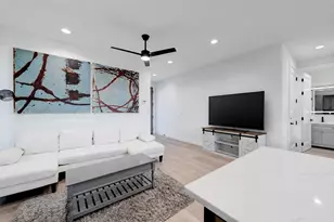 2220 Yellow Jacket Ln, Austin, TX 78741 - Photo 2
