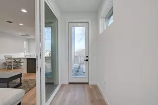 2220 Yellow Jacket Ln, Austin, TX 78741 - Photo 10