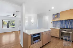 8324 Burrell Dr, Austin, TX 78757 - Photo 12