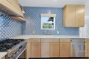 8324 Burrell Dr, Austin, TX 78757 - Photo 10