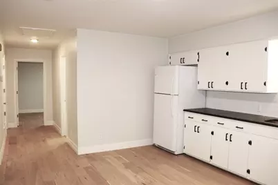 352 W Vaughan Street, Bertram, TX 78605 - Photo 10