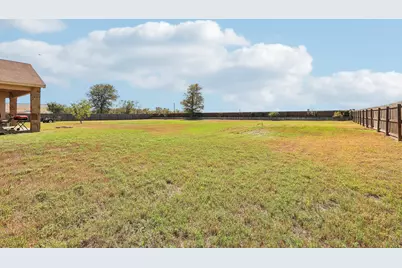 106 Eland Avenue, Bastrop, TX 78602 - Photo 38