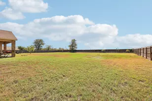 106 Eland Ave, Bastrop, TX 78602 - Photo 38