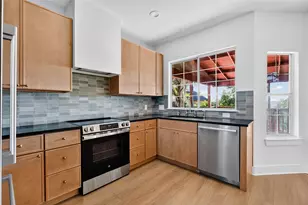 6607 Lost Horizon Dr, Austin, TX 78759 - Photo 10