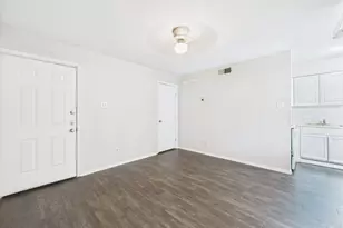 1840 Burton Dr, Austin, TX 78741 - Photo 4