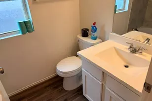 6917 Colorado Bluffs Rd, Austin, TX 78744 - Photo 12
