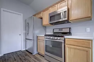 351 Zebra Dr, Kyle, TX 78640 - Photo 8