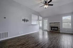 351 Zebra Dr, Kyle, TX 78640 - Photo 4