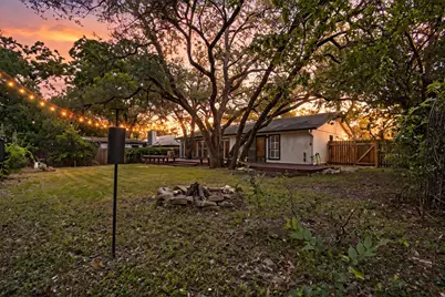 9002 Bubbling Springs Trail, Austin, TX 78729 - Photo 2