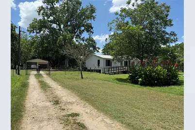 2000 Citation Drive, Del Valle, TX 78617 - Photo 2
