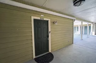 808 W 29th St, Austin, TX 78705 - Photo 10