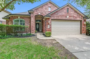 10009 Buffalo Lake Ln, Austin, TX 78747 - Photo 2