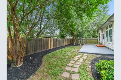 10009 Buffalo Lake Lane, Austin, TX 78747 - Photo 32