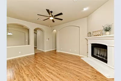 10009 Buffalo Lake Lane, Austin, TX 78747 - Photo 8