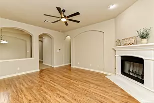 10009 Buffalo Lake Ln, Austin, TX 78747 - Photo 8