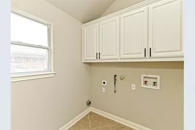10009 Buffalo Lake Lane, Austin, TX 78747 - Photo 18