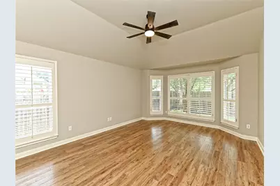 10009 Buffalo Lake Lane, Austin, TX 78747 - Photo 18