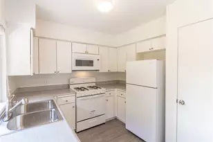 906 Red Cliff Dr, Austin, TX 78758 - Photo 10