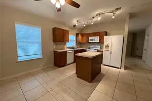 14533 Gurney's Eagle Dr, Elgin, TX 78621 - Photo 8