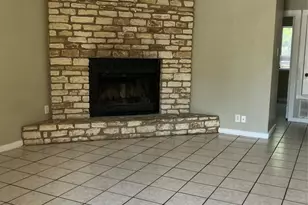 20700-B Bonanza St, Lago Vista, TX 78645 - Photo 4