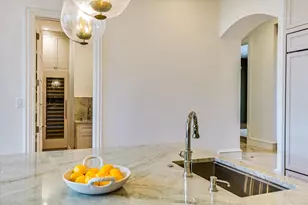 4646 Rockcliff Rd, Austin, TX 78746 - Photo 12