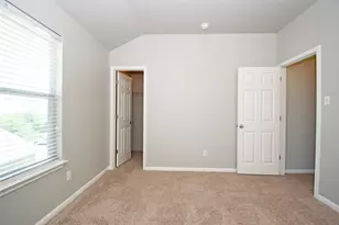 6800 Cromarty Ln, Austin, TX 78754 - Photo 22