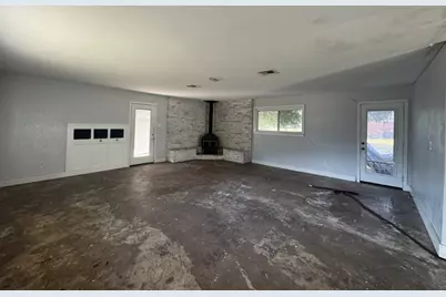 1516 E McLennan Avenue, Mart, TX 76664 - Photo 10