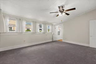 207 Hudgins St, Smithville, TX 78957 - Photo 12