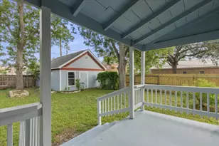 207 Hudgins St, Smithville, TX 78957 - Photo 20