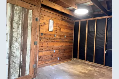 207 Hudgins Street, Smithville, TX 78957 - Photo 28