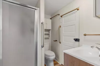 207 Hudgins Street, Smithville, TX 78957 - Photo 18