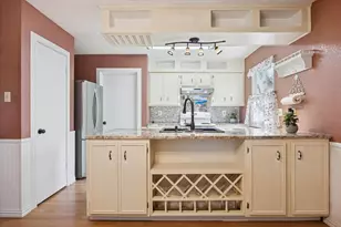 12902 Mystic Dr, Manchaca, TX 78652 - Photo 10