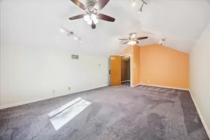 12902 Mystic Dr, Manchaca, TX 78652 - Photo 34