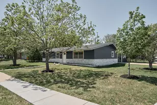 7706 Delafield Ln, Austin, TX 78752 - Photo 8