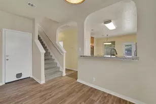 102 Wisteria Way, San Marcos, TX 78666 - Photo 4
