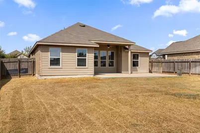 1008 Coconut Cove, Hutto, TX 78634 - Photo 34
