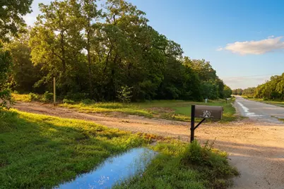 200 High View Ranch Drive, Cedar Creek, TX 78612 - Photo 16