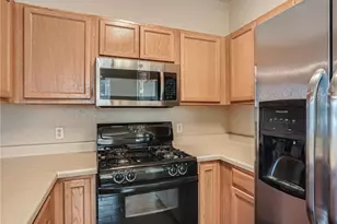 13913 Harris Ridge Blvd, Pflugerville, TX 78660 - Photo 12