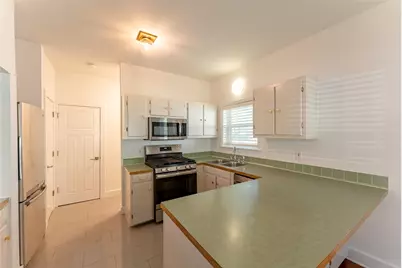 1209 E 3rd Street, Austin, TX 78702 - Photo 8